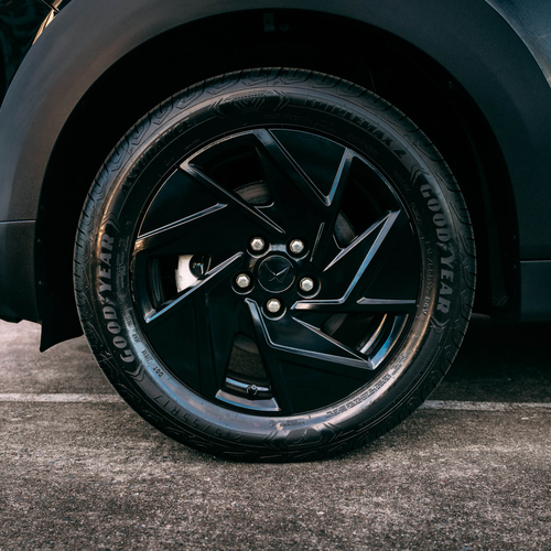 2026 Mahindra Motors XUV 3XO Black Anniversary Edition Exterior